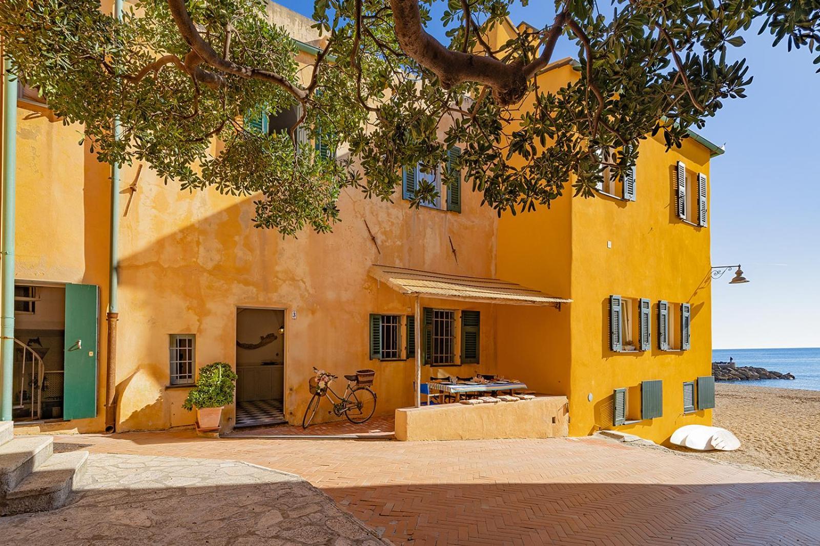Casa Saracena Fronte Mare Villa Varigotti Bagian luar foto